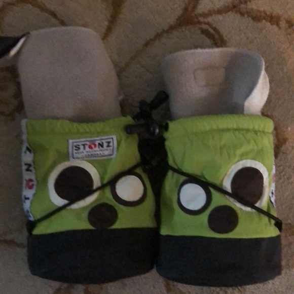 Infant unisex stonz boots with Liners - Picture 6 of 9